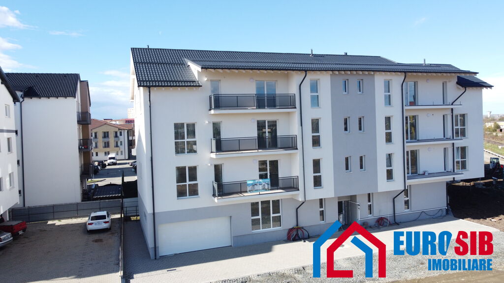 Apartament 3 camere 82 mp cu gradina privata 38 mp de vanzare in Sibiu Selimbar